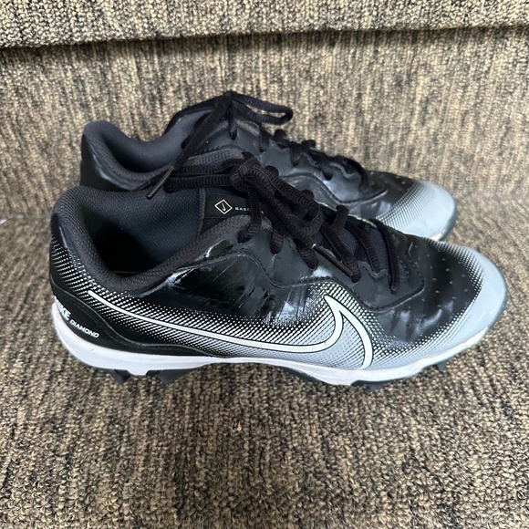 Bassball Nike Diamond Nike Fast Flex Cleats talla 5Y. - Picture 1 of 16
